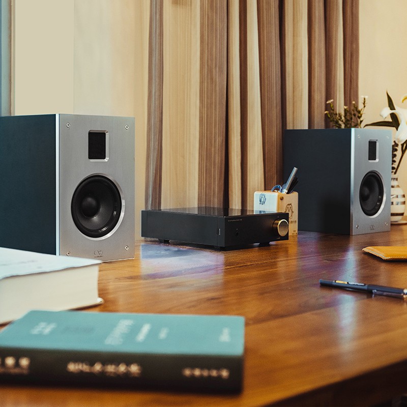 山靈 氣動式高音無源音箱 JET1，10月27日全網(wǎng)開售，零售價2798元。EA5+JET1 HiFi音響套裝價7998元，均享受6期免息分期